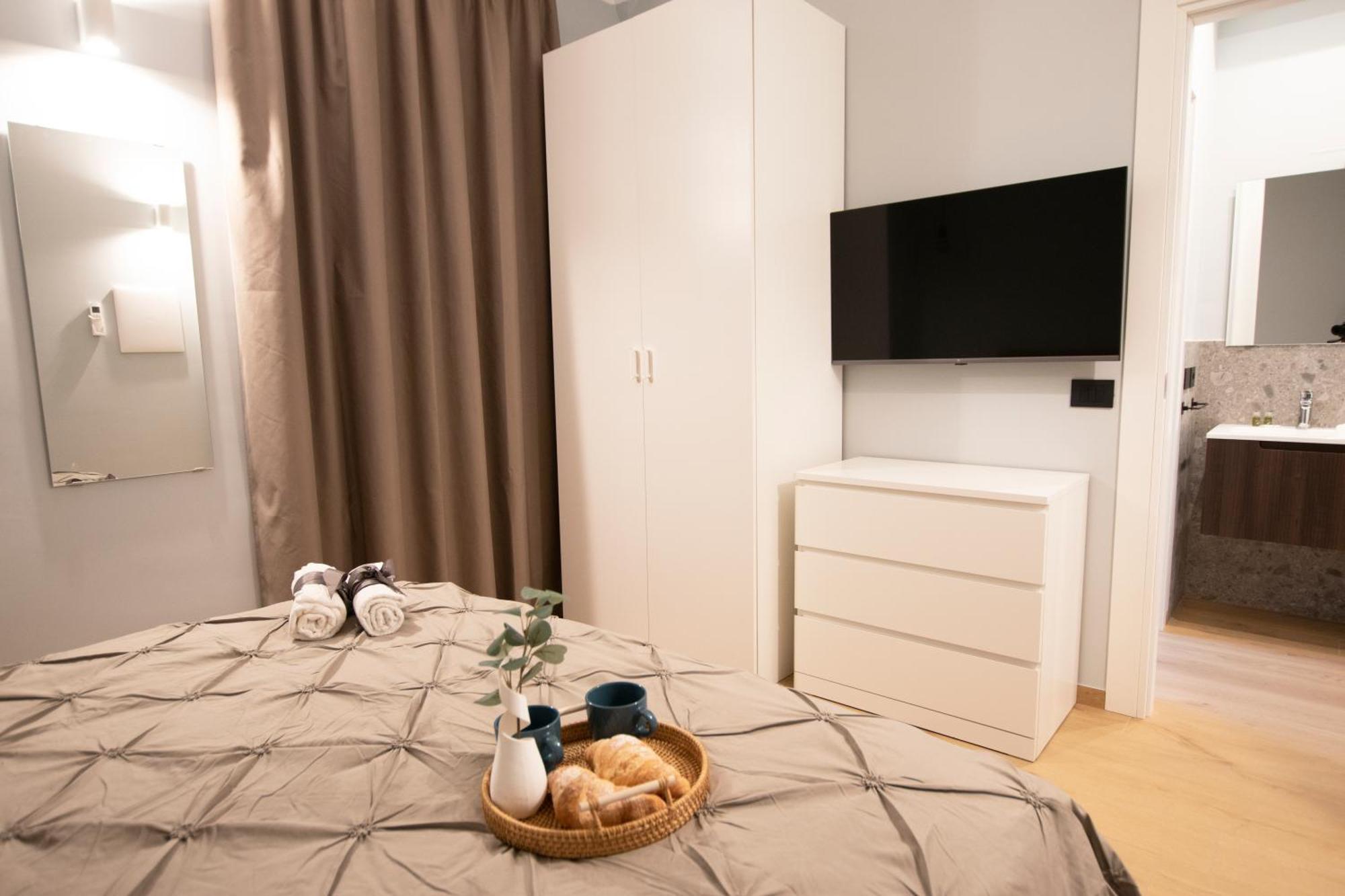 Ihost Luxury -Free Parking- Plana 6 Lejlighed Milano Eksteriør billede